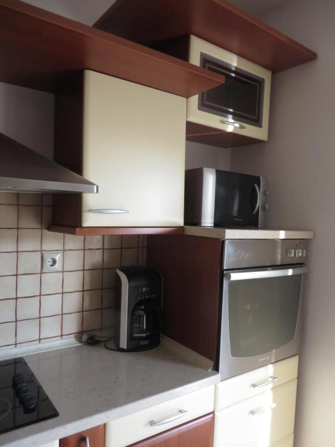 Apartments Tonka Pakoštane Eksteriør bilde