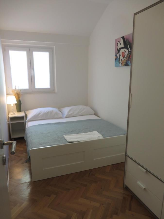 Apartments Tonka Pakoštane Eksteriør bilde