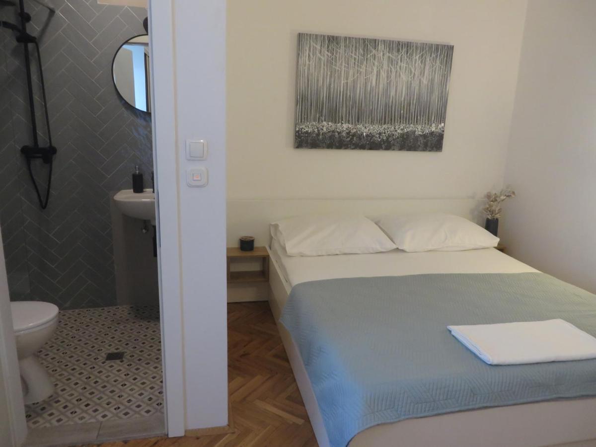 Apartments Tonka Pakoštane Eksteriør bilde
